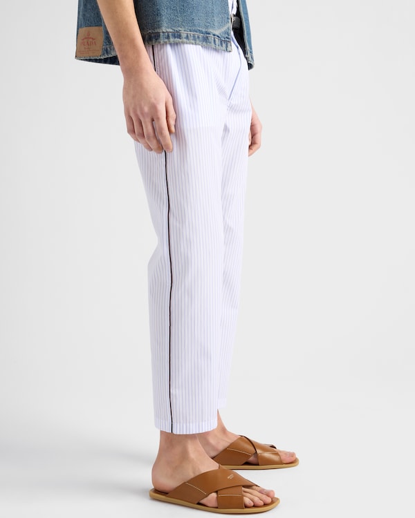 Leather crisscross sandals Leather crisscross sandals