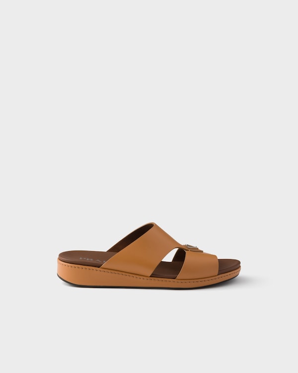 صندل مفتوح من الخلف من الجلد - سمرة فاتحة صندل مفتوح من الخلف من الجلد - سمرة فاتحة