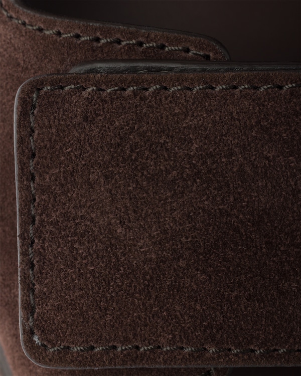 صندل برباط من جلد سويدي - بني داكن صندل برباط من جلد سويدي - بني داكن