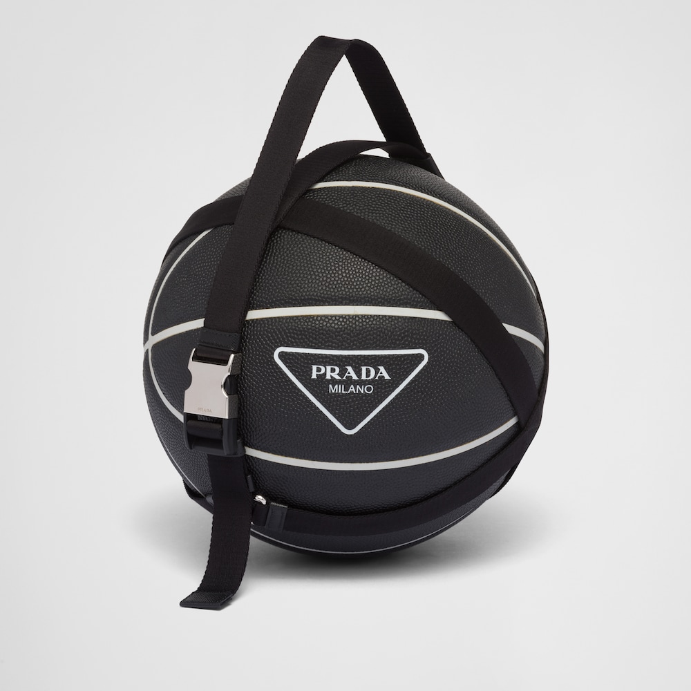 Prada 籃球 1