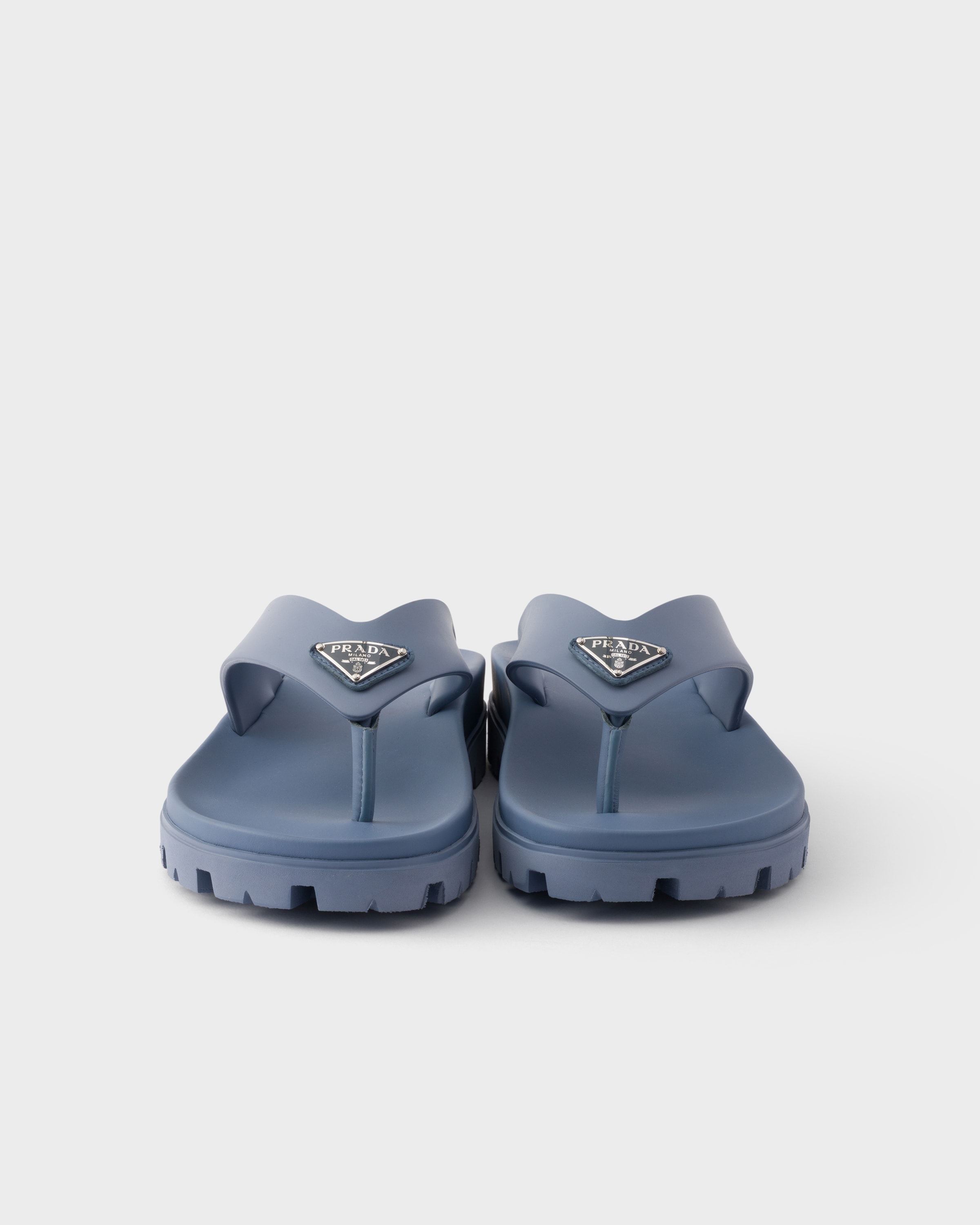 アビエーションブルー ラバー トングサンダル | PRADA - 日本