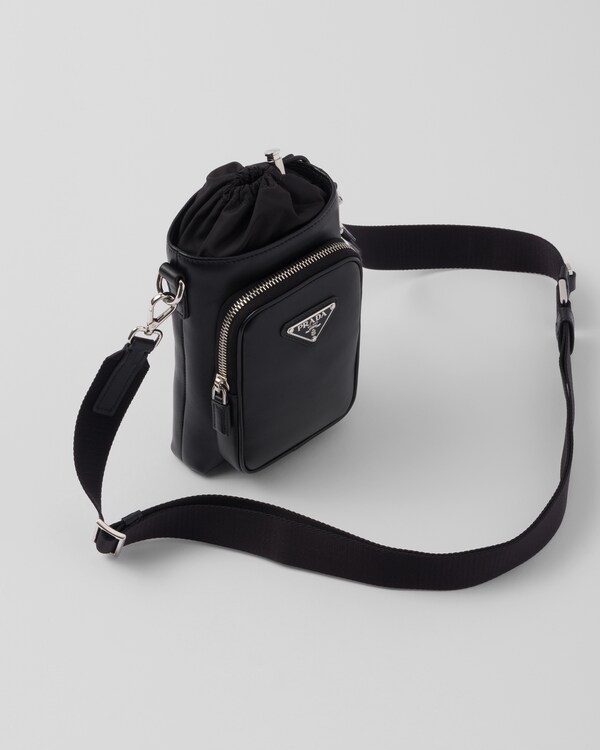 Leather smartphone case Leather smartphone case