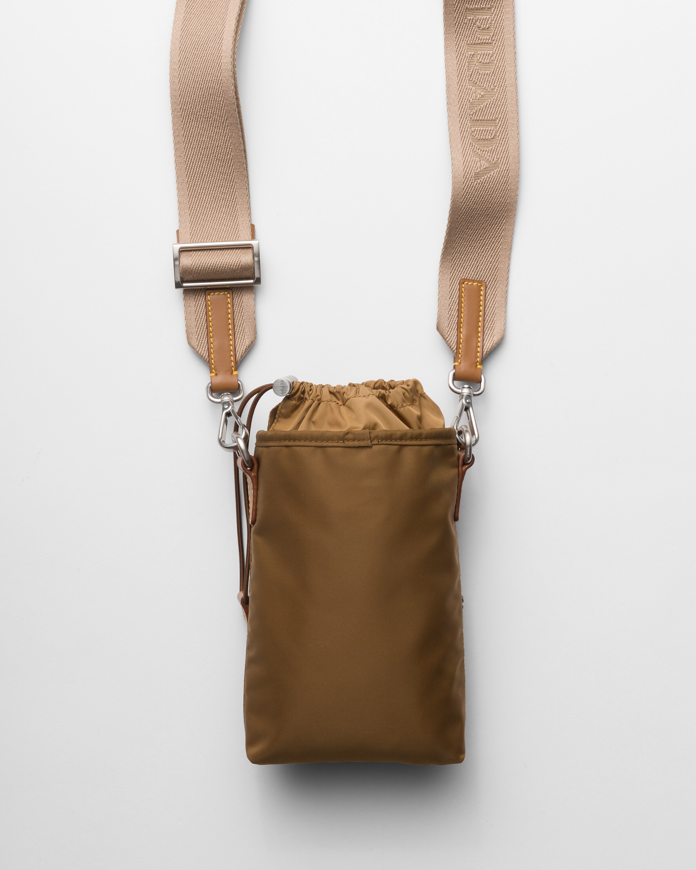 正規品　PRADA ブラウン ナイロン スマートフォンバッグ ブラウン Re-Nylon スマートフォンケース | PRADA