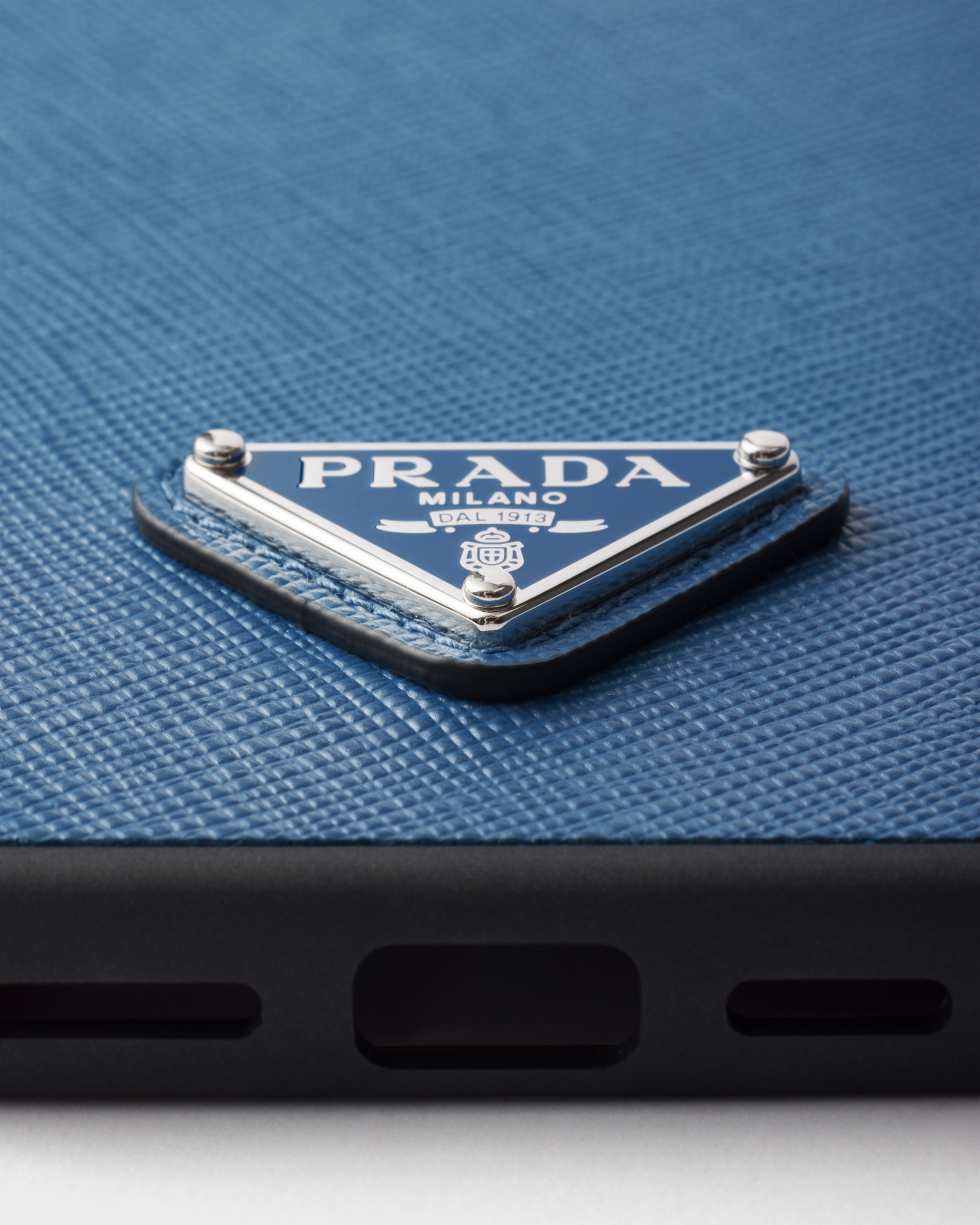 注目の 16 iPhone サフィアーノレザー ブルー Pro PRADA | Max用ケース iPhoneアクセサリー