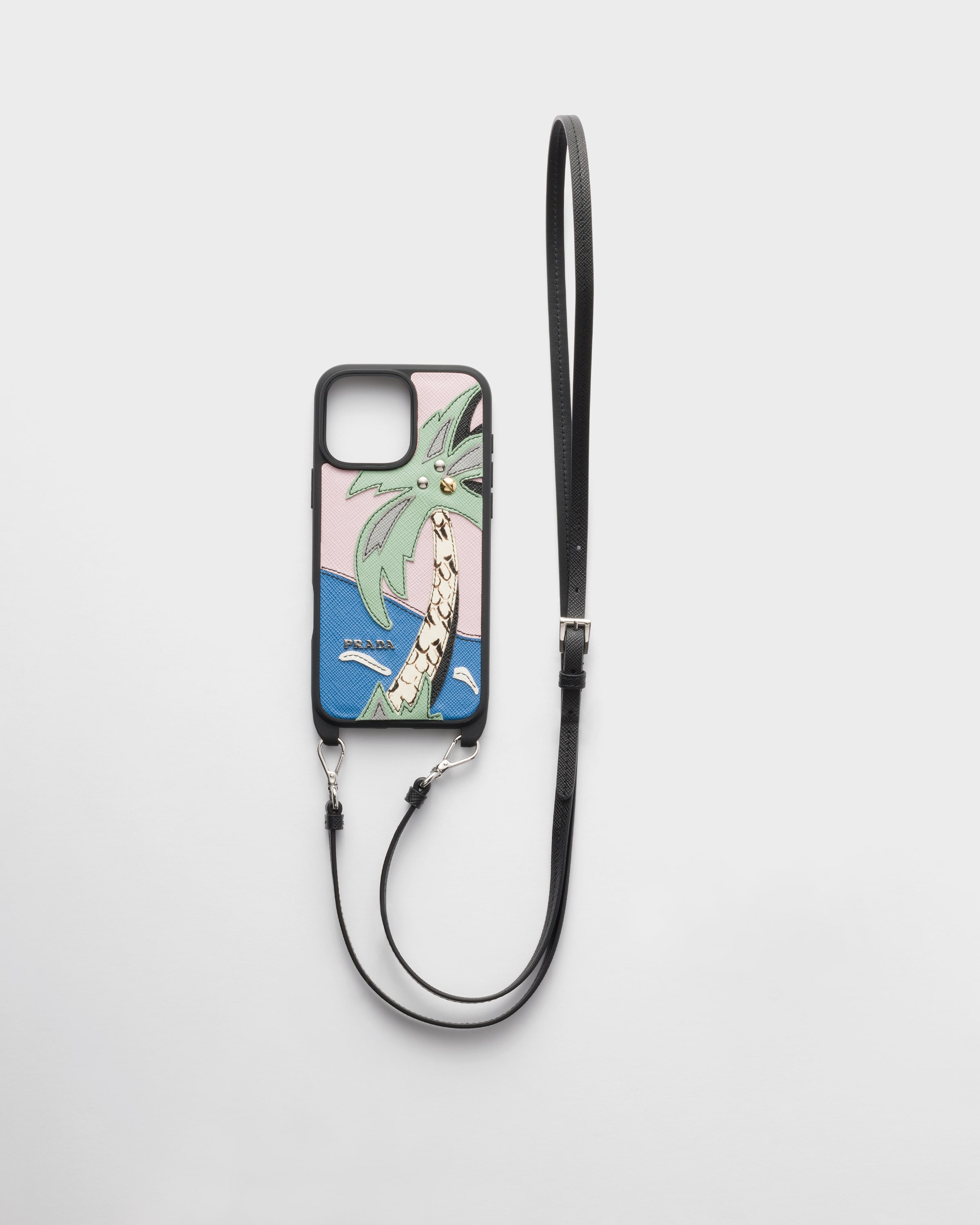 即発【PRADA】iPhone 16 Pro Max用サフィアーノレザーケース 直営店○PRADA○iPhone 16 Pro Max用サフィアーノレザーケース