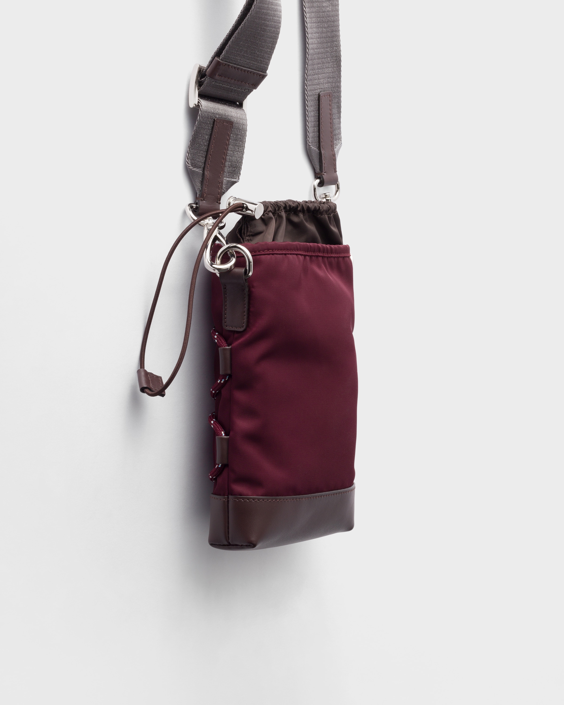 PRADA バーガンディ ケース PRADA バーガンディ ケース PRADA