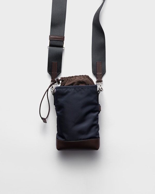 Porta Smartphone Prada Speedrock in Re-Nylon e pelle Porta Smartphone Prada Speedrock in Re-Nylon e pelle