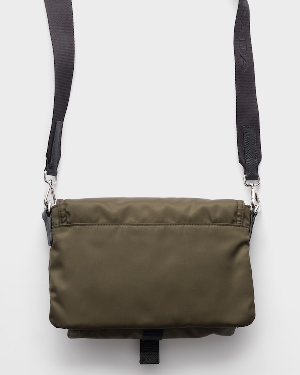 Re-Nylon スマートフォンケース - フォレストグリーン Re-Nylon スマートフォンケース - フォレストグリーン