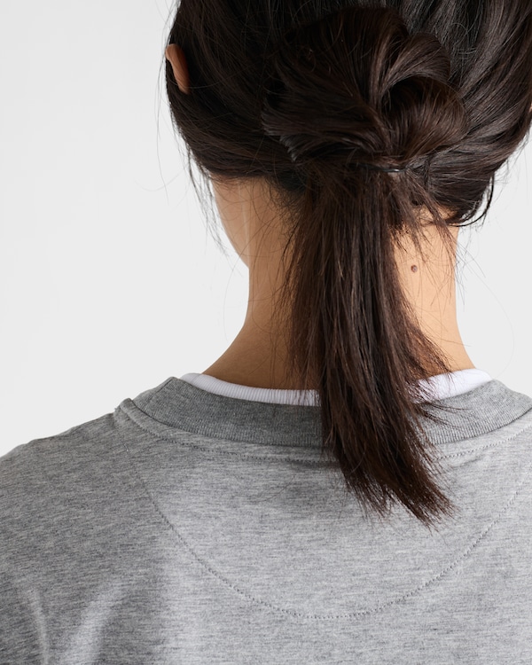 Camiseta em algodão com mangas longas Camiseta em algodão com mangas longas