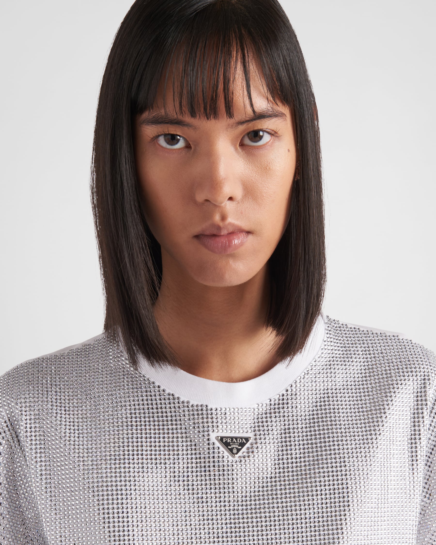 PRADA SHORT-SLEEVE EMBROIDERED LOGO T-SHIRT 269460