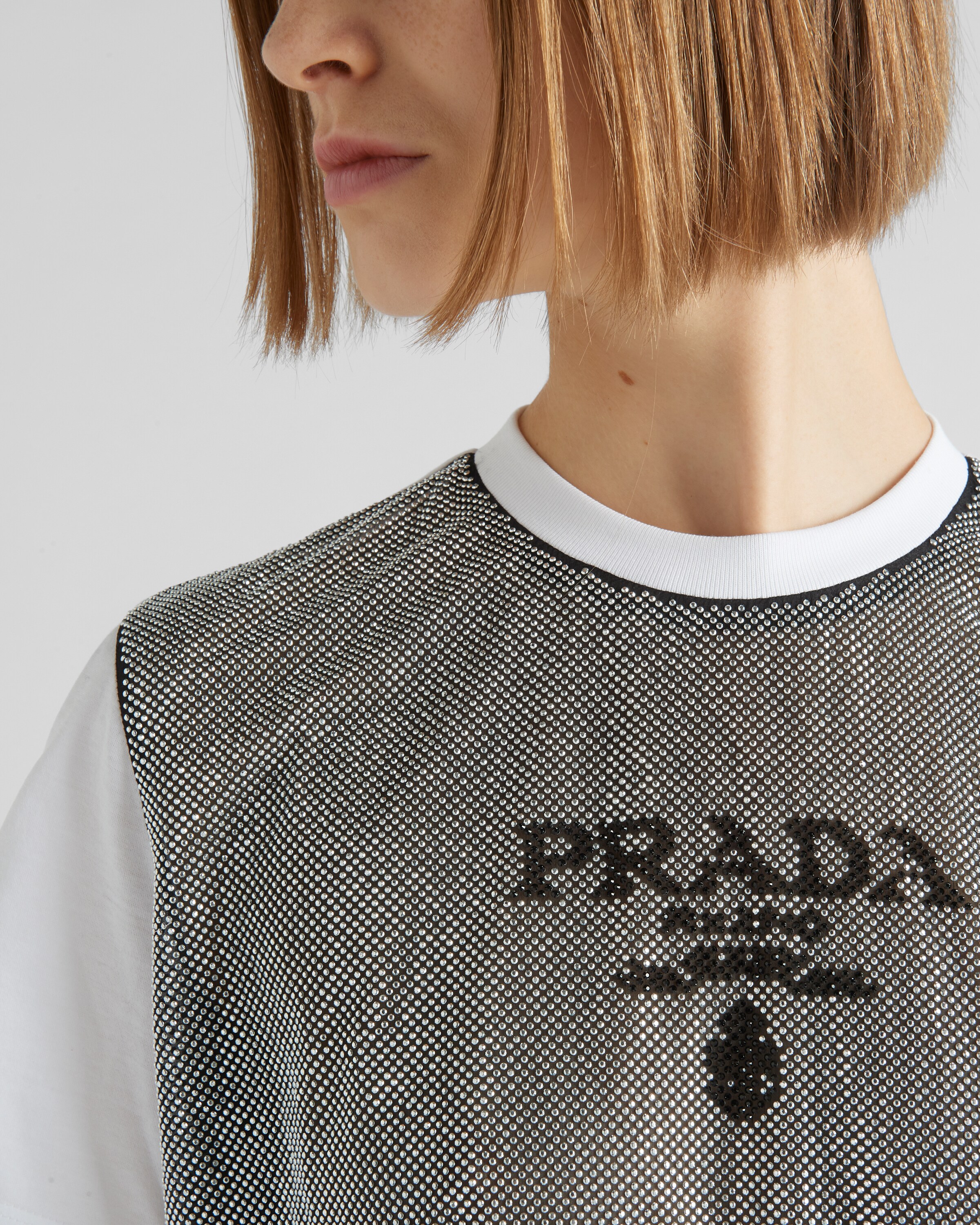 Prada تيشيرت من الجيرسيه والشيفون المرصَّع 4
