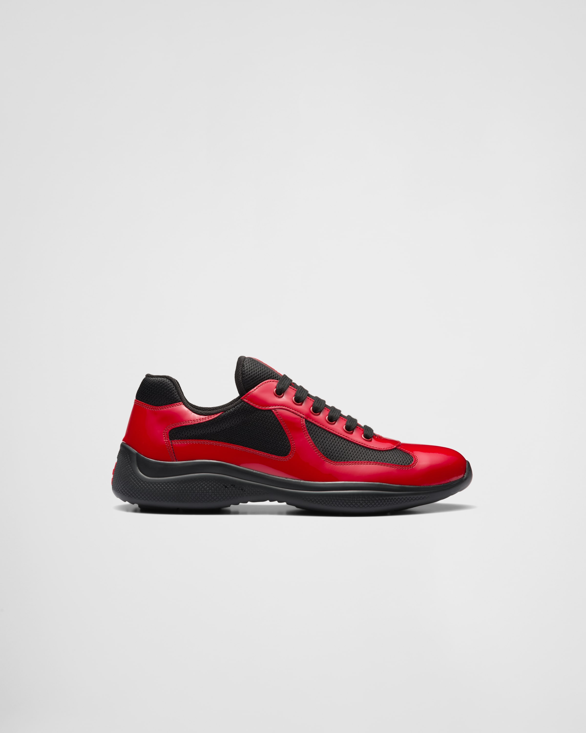 ontrouw referentie Met andere woorden Elegant Sneakers for Men | PRADA