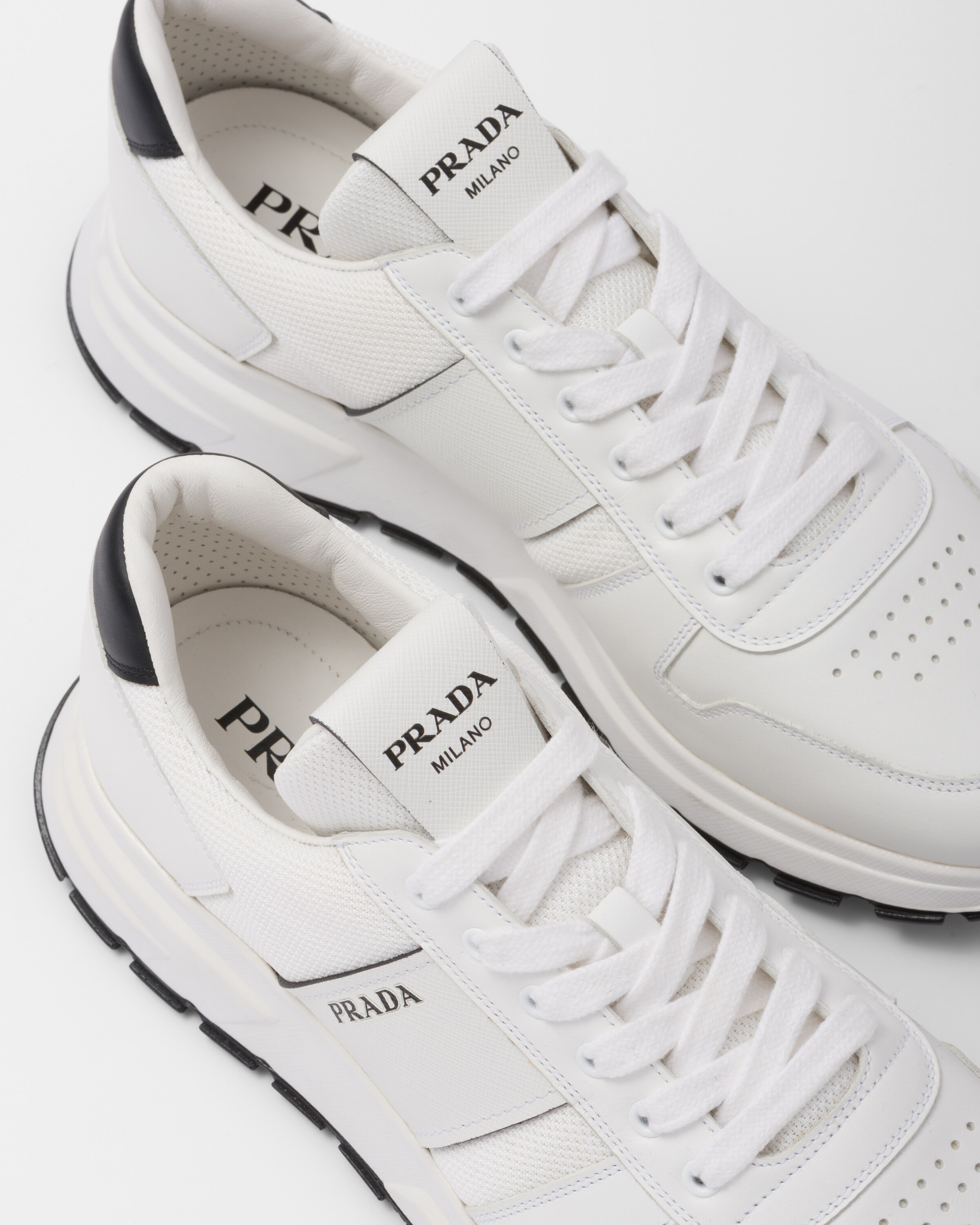 Prada Tênis Prada PRAX 01 6