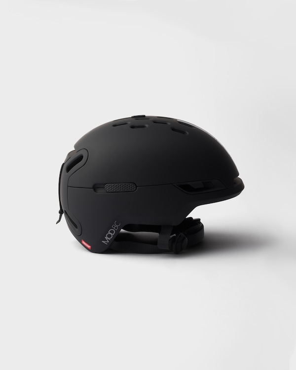 Prada Linea Rossa by Oakley snow helmet - Size L - Matte Black Prada Linea Rossa by Oakley snow helmet - Size L - Matte Black