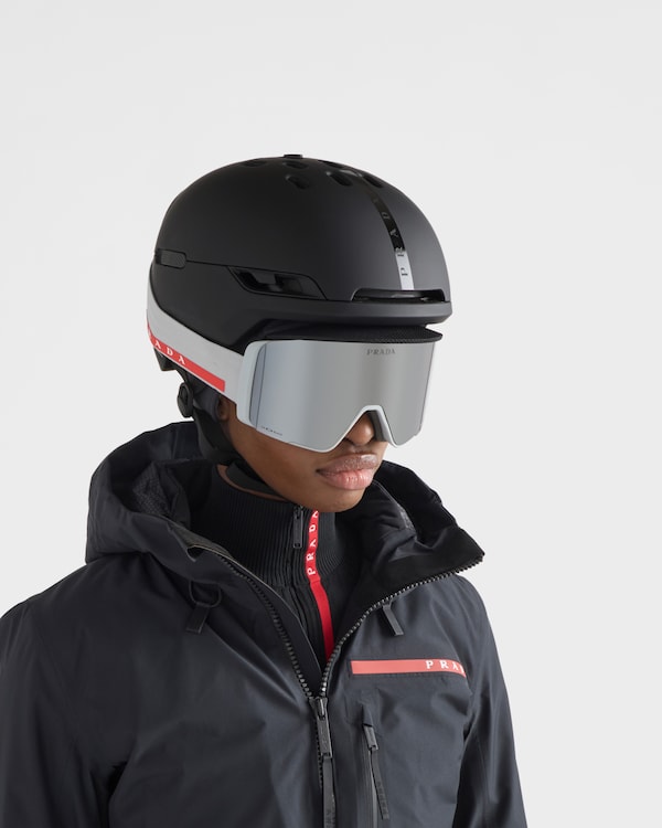 Prada Linea Rossa by Oakley snow helmet - Size L - Matte Black Prada Linea Rossa by Oakley snow helmet - Size L - Matte Black