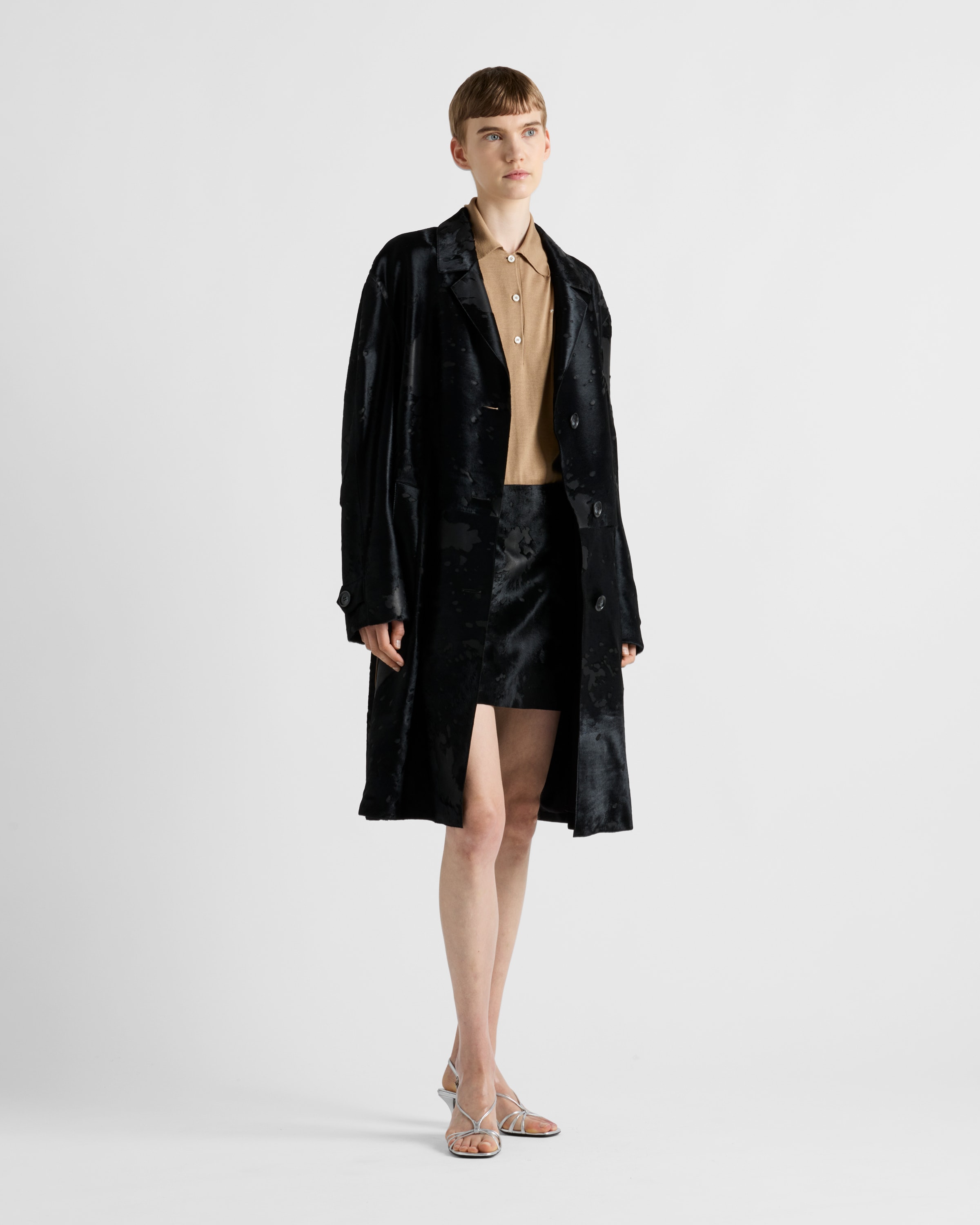 人気の贈り物が大集合 ブラック レザー PRADA | コート ロングコート