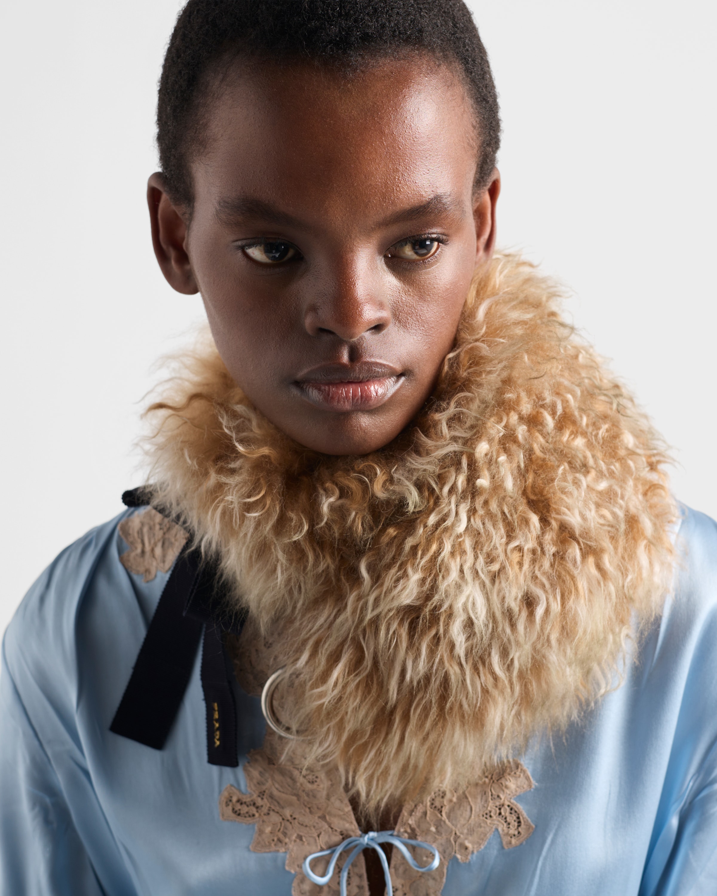 Shearling collar