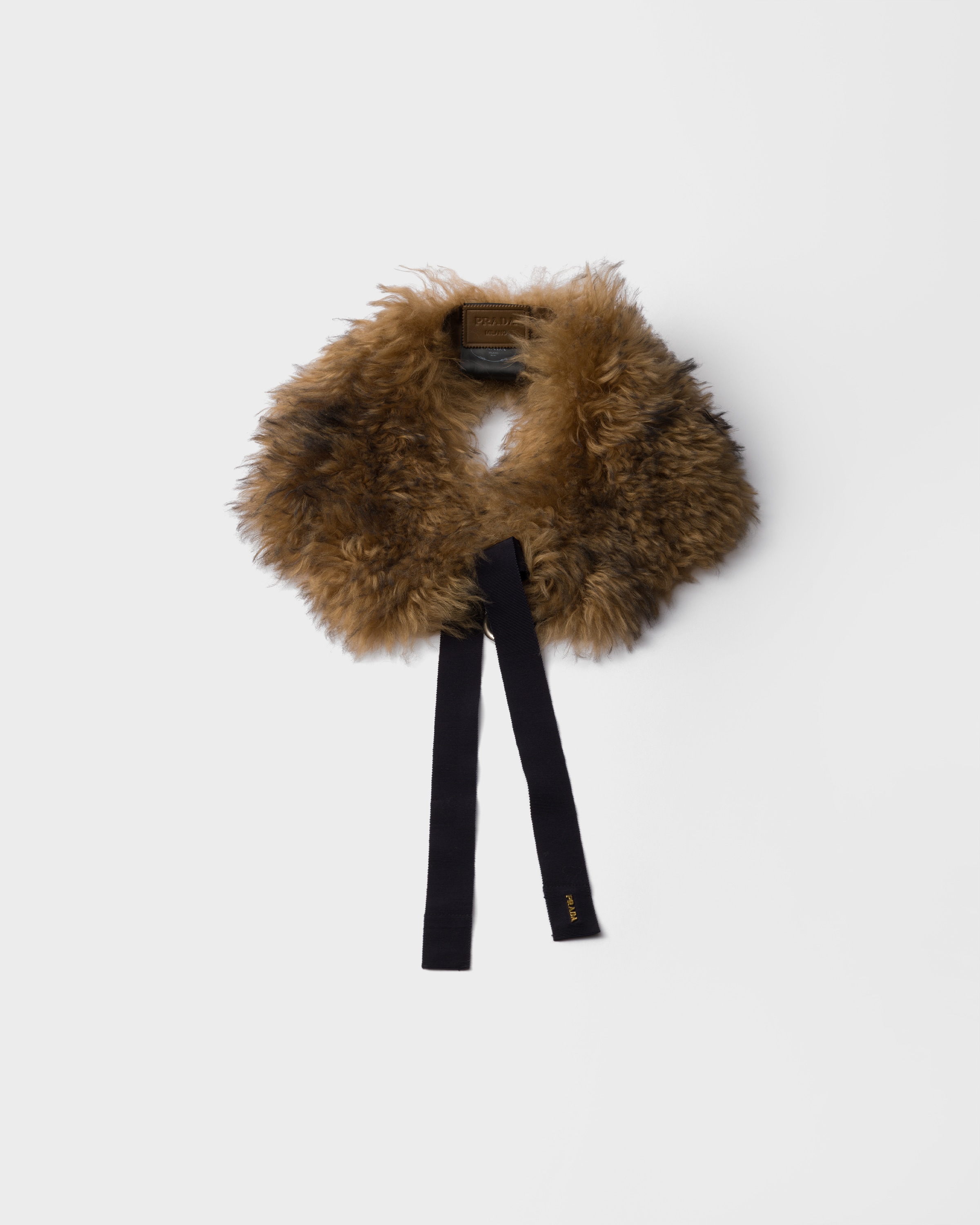 Prada シアリングカラー