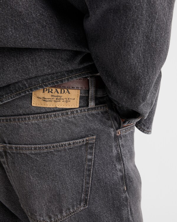 Jeans in denim effetto vissuto - Nero Jeans in denim effetto vissuto - Nero