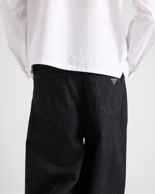 ワイドレッグ シェブロンデニム ジーンズ - ブラック ワイドレッグ シェブロンデニム ジーンズ - ブラック