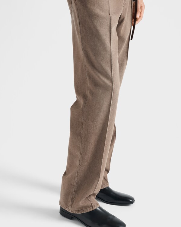 Five-pocket washed denim jeans Five-pocket washed denim jeans