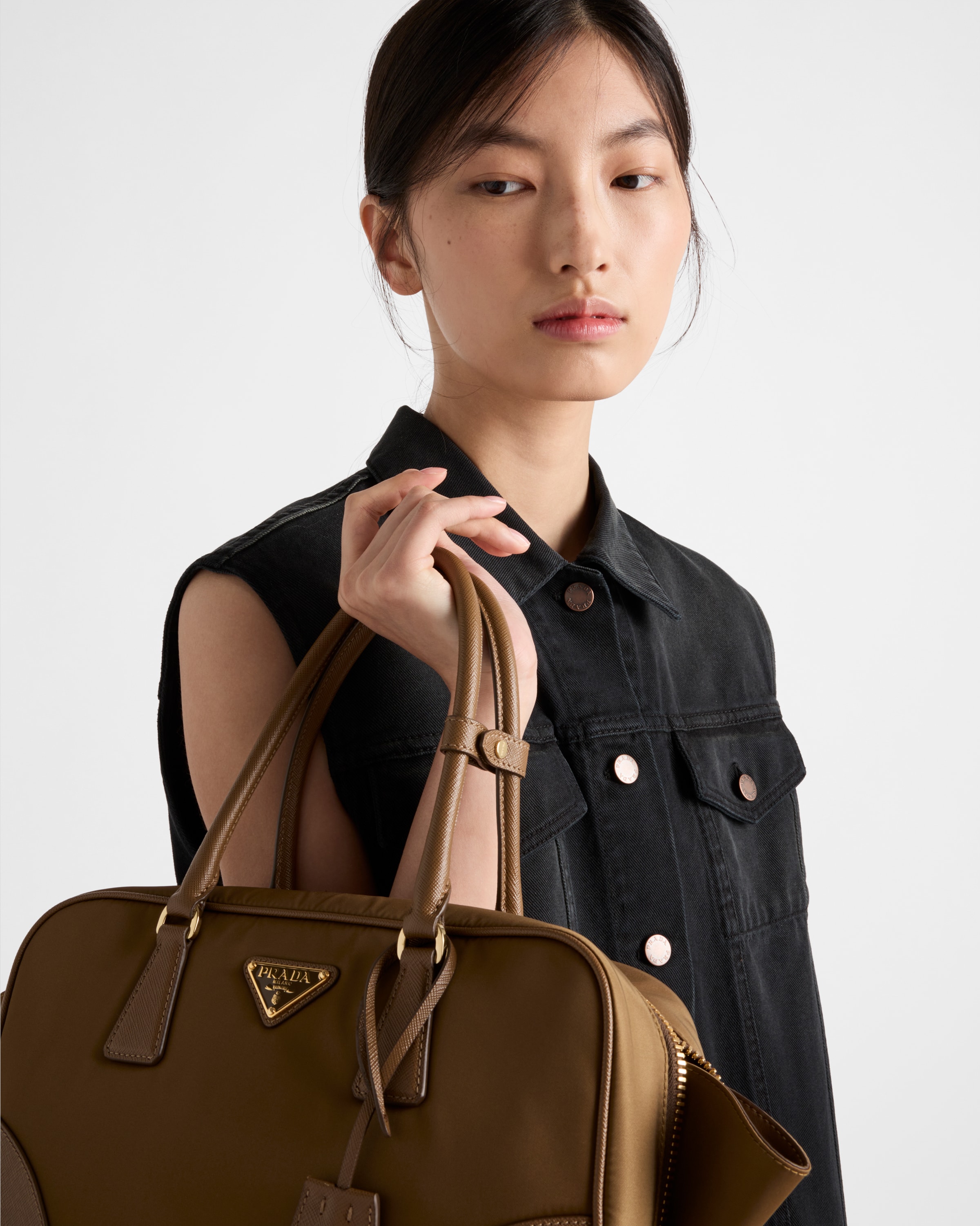 6万取引突破★UPS速達便利用【PRADA】GFA140_デニム ミニドレス ブラック デニム ミニドレス | PRADA