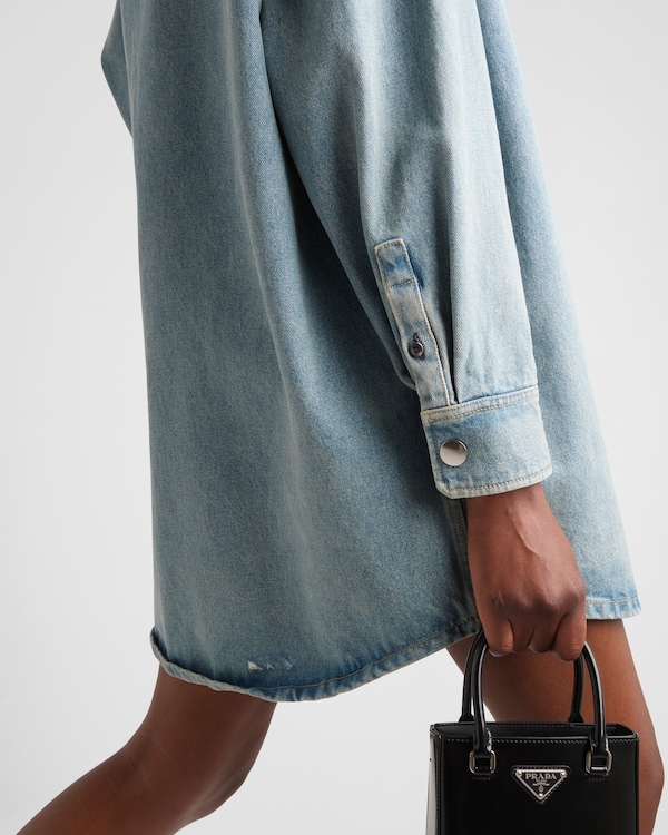 Oversize-Hemd aus Bio-Denim Oversize-Hemd aus Bio-Denim