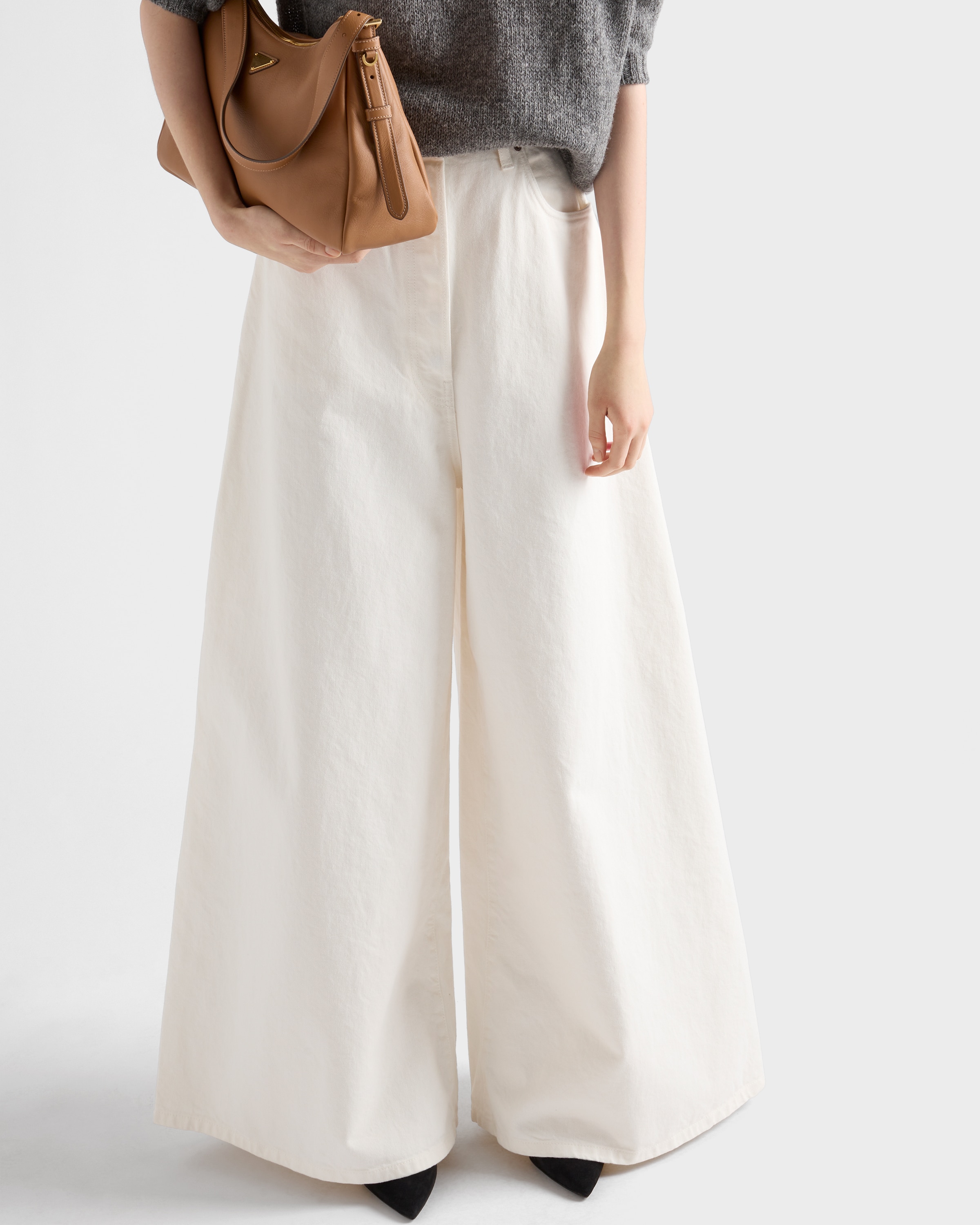 【希少】PRADA Cupro high-rise wide-leg pants ワイドパンツ 白 Cupro high-rise wide-leg pants in white - Prada | Mytheresa