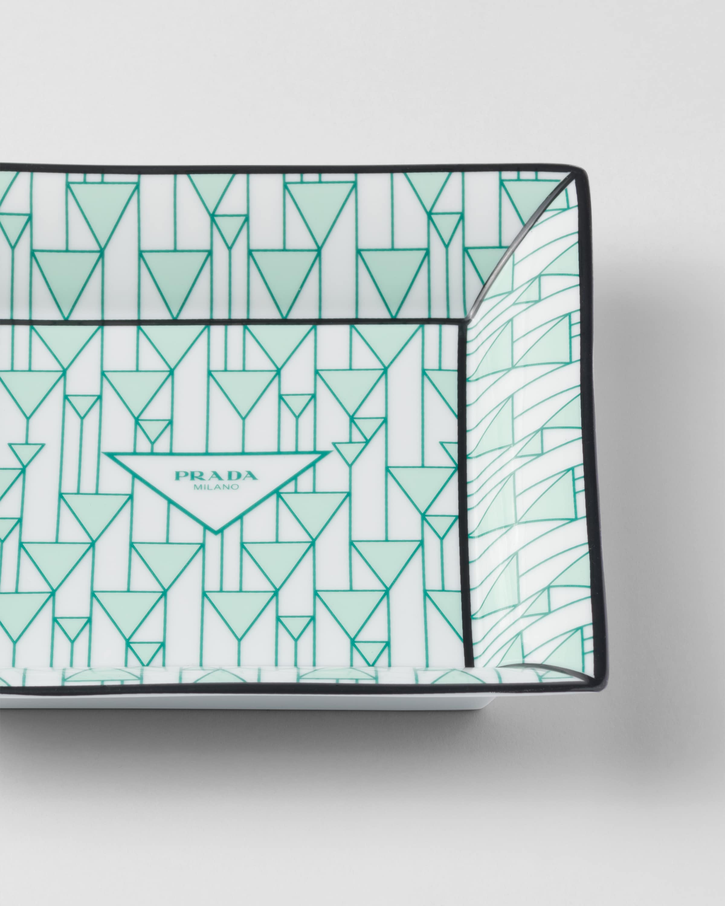 プラダ　ポーセリン　スクエアプレート ホワイト/ブラック ラージ スクエア ポーセリン キャッチオールトレー