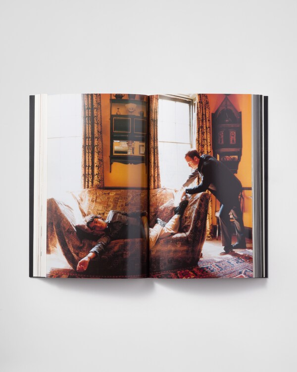 Sam Taylor - Wood - 1998 - Neutral Sam Taylor - Wood - 1998 - Neutral