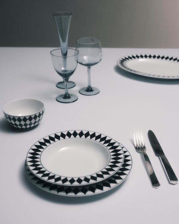 Set of two porcelain soup plates - Checkerboard Set of two porcelain soup plates - Checkerboard