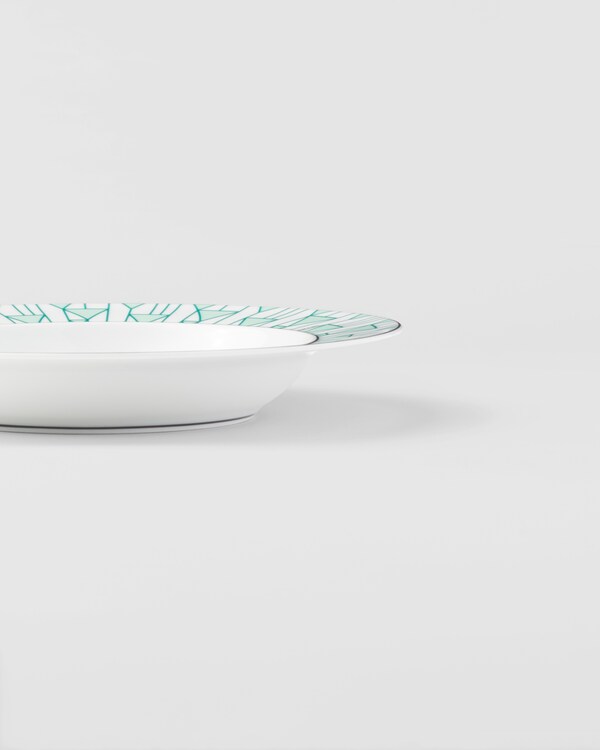 Lot de deux assiettes creuses en porcelaine – Vienna Green Lot de deux assiettes creuses en porcelaine – Vienna Green