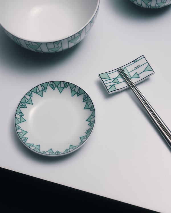 Set of two porcelain chopstick rests - Vienna Green Set of two porcelain chopstick rests - Vienna Green