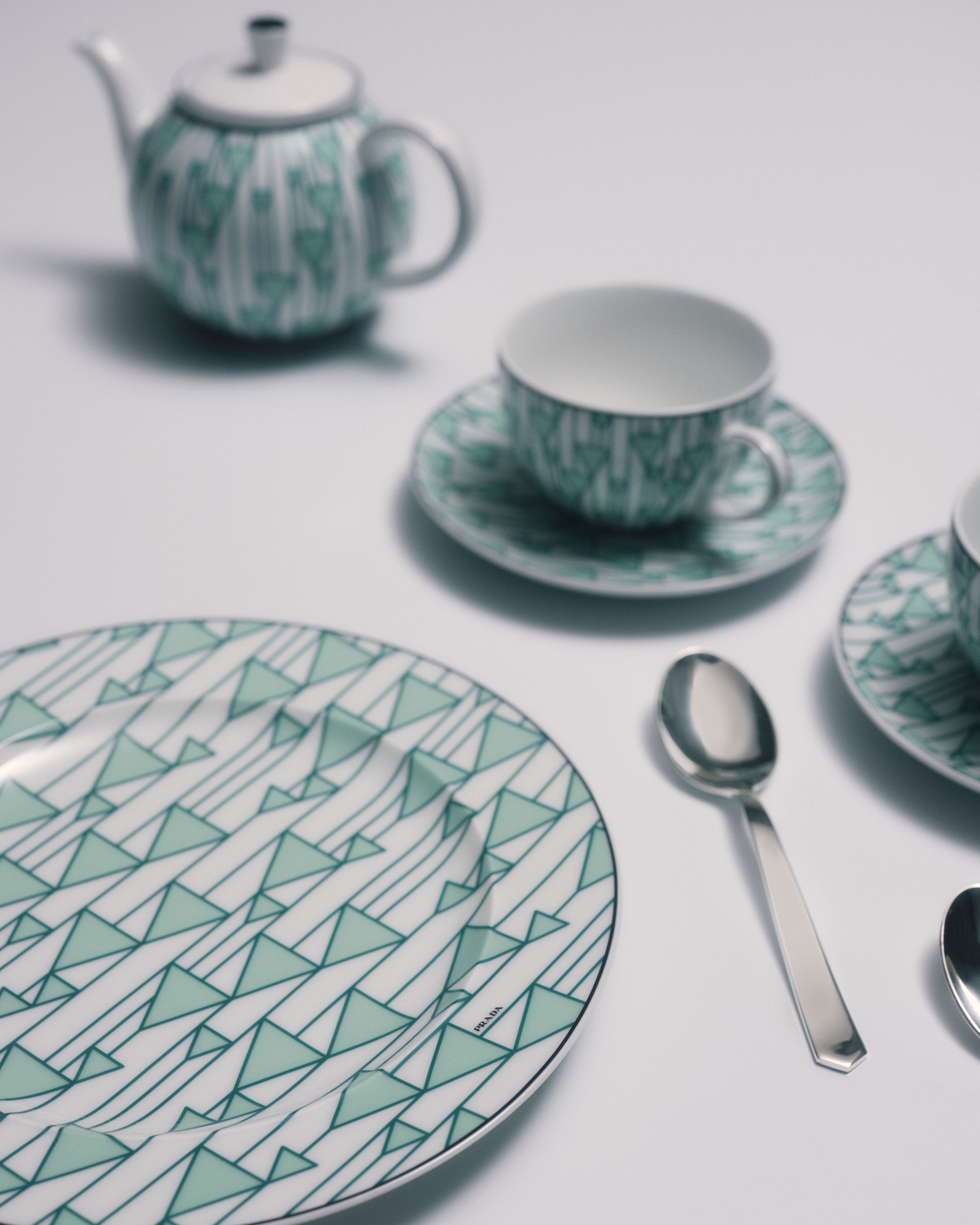Set of two porcelain dessert plates - Vienna Green