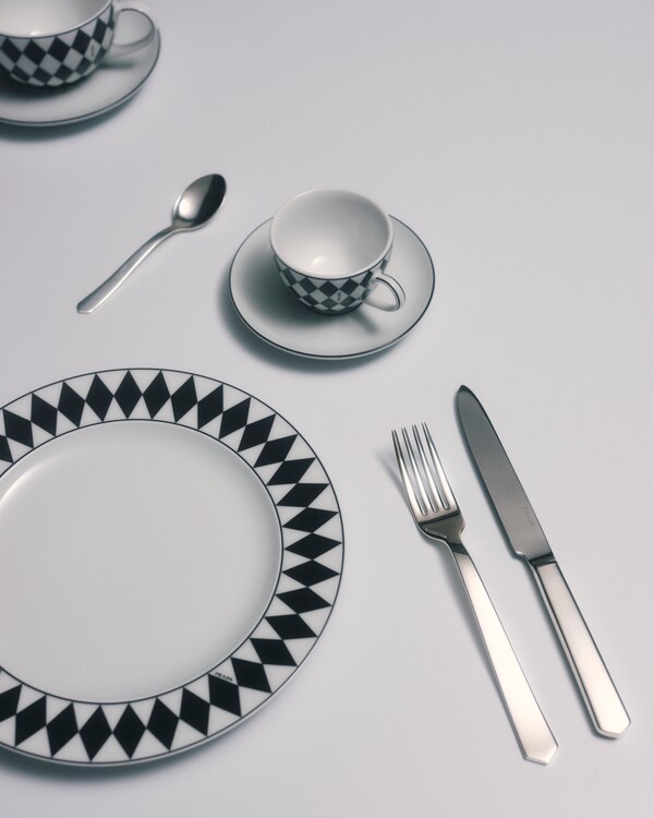 Set of two porcelain dessert plates - Checkerboard - White/Black Set of two porcelain dessert plates - Checkerboard - White/Black