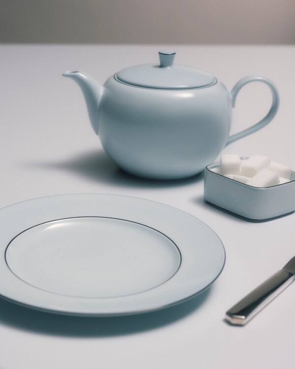 Lot de deux assiettes à dessert en porcelaine – Celadon Lot de deux assiettes à dessert en porcelaine – Celadon