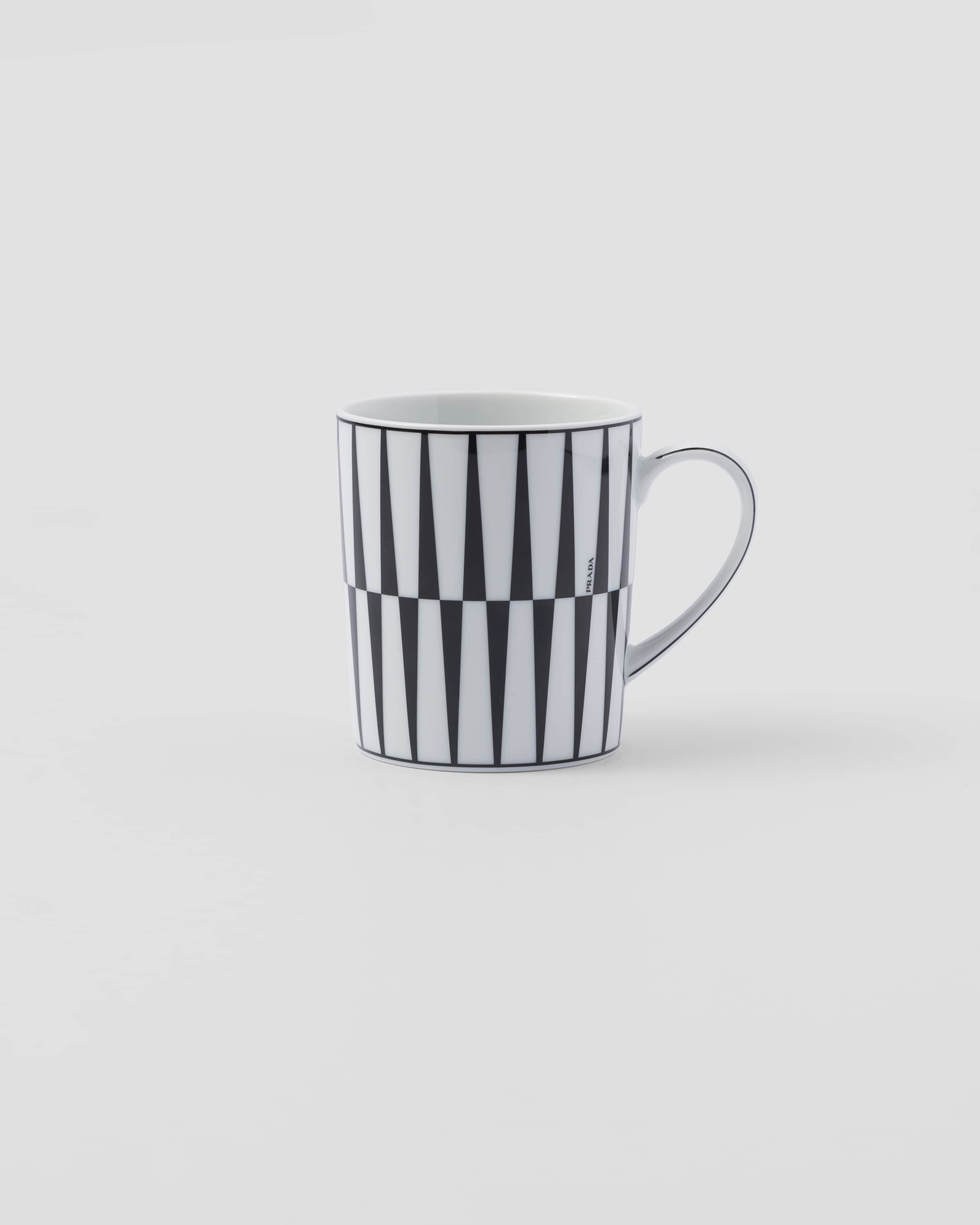 上品スタイル ホワイト/ブラック ポーセリン マグ - Stripes | PRADA 食器
