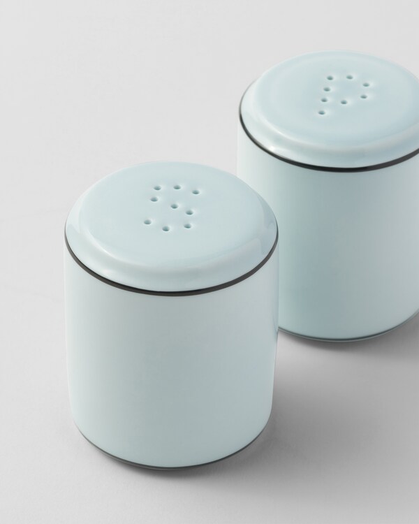 Set de salero y pimentero de porcelana - Celadon - Celadón Celeste Set de salero y pimentero de porcelana - Celadon - Celadón Celeste