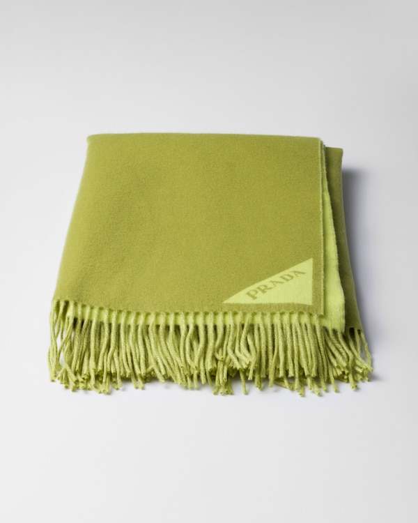 Light jacquard wool and cashmere plaid Light jacquard wool and cashmere plaid