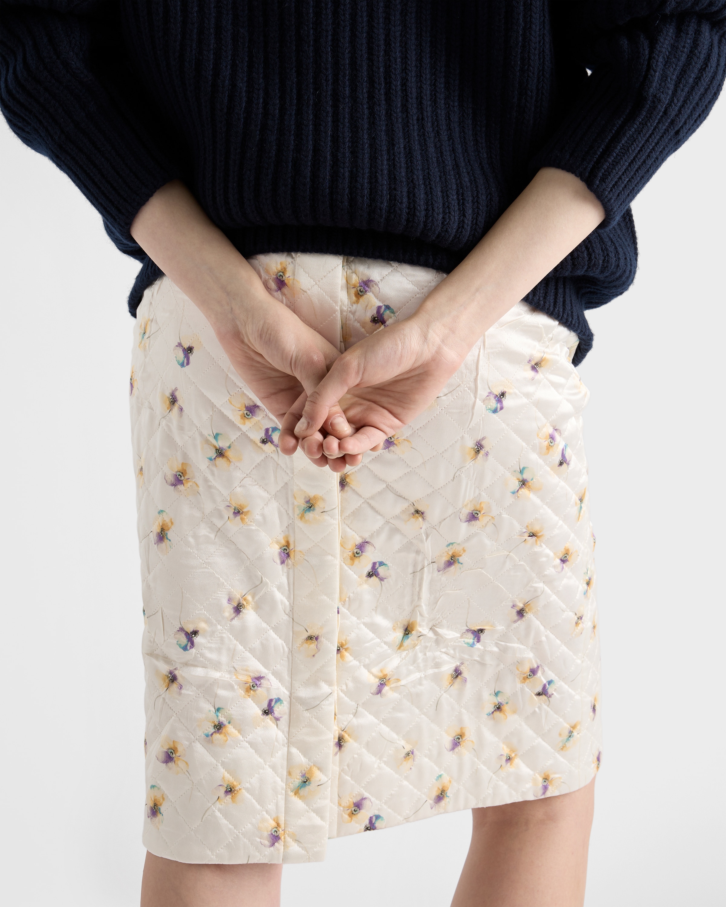 Prada Womens Yellow Floral-print Quilted Satin Knee-length Skirt In White