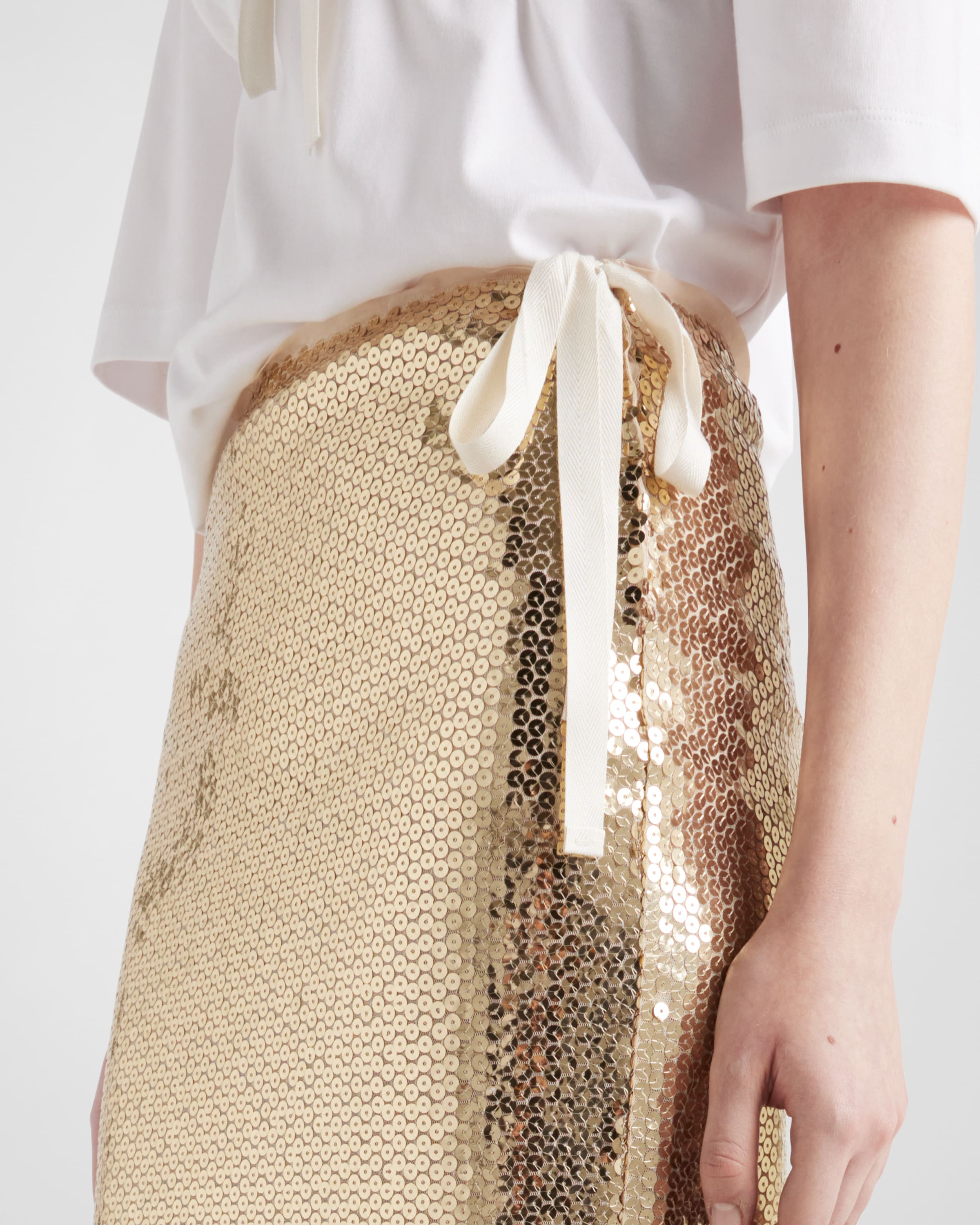 スカート PRADA GOLD MIDI SKIRT WITH SEQUINS Prada Mixed-Media Embellished Midi Skirt - Bergdorf Goodman
