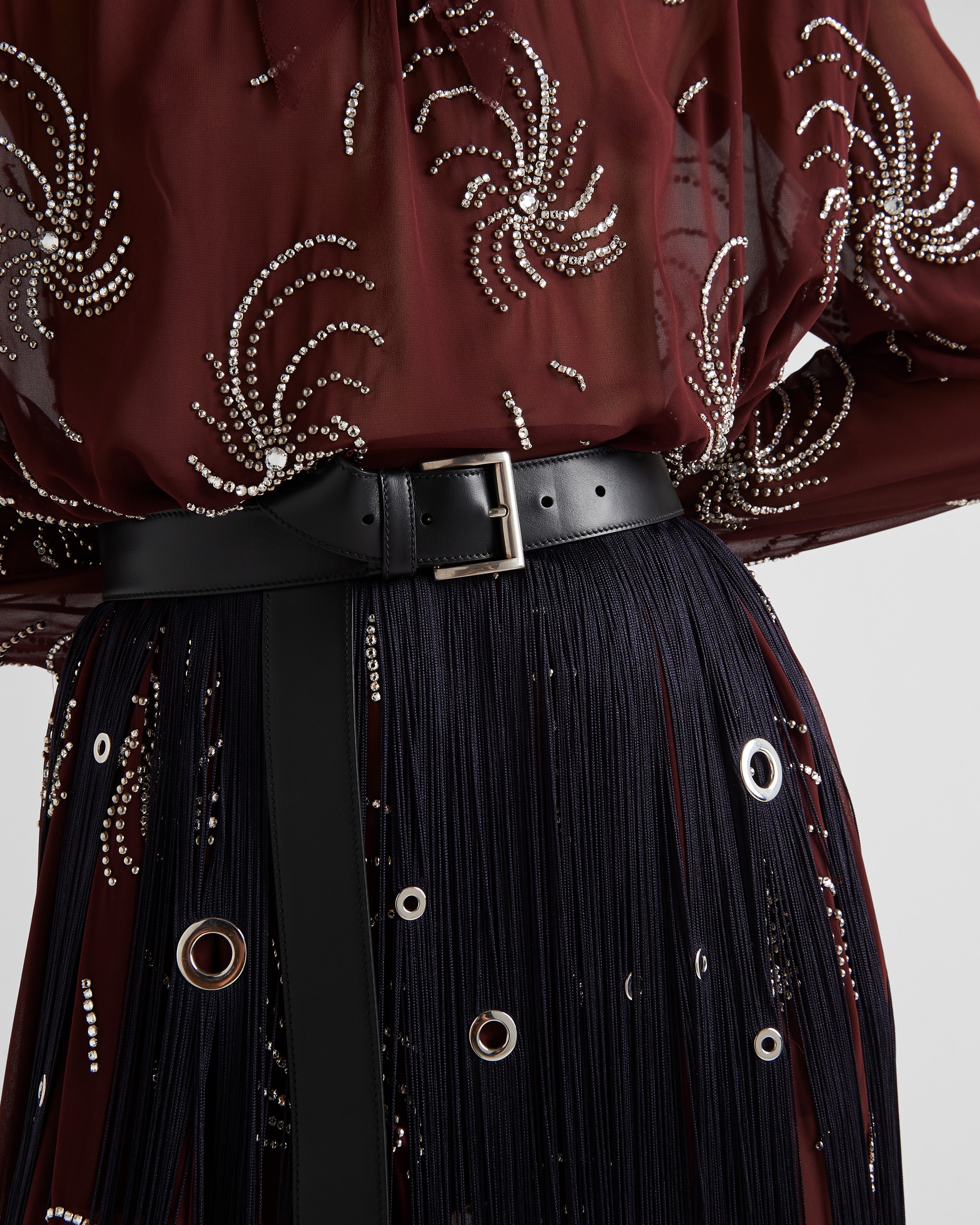 Vince metallic deals embroidered skirt