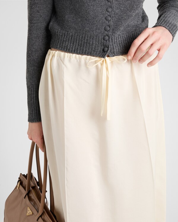 Jupe brodée en soie habotai - Vanille Jupe brodée en soie habotai - Vanille