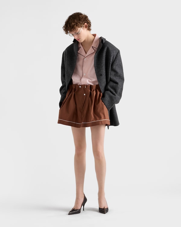 تنورة قصيرة من القطن تنورة قصيرة من القطن