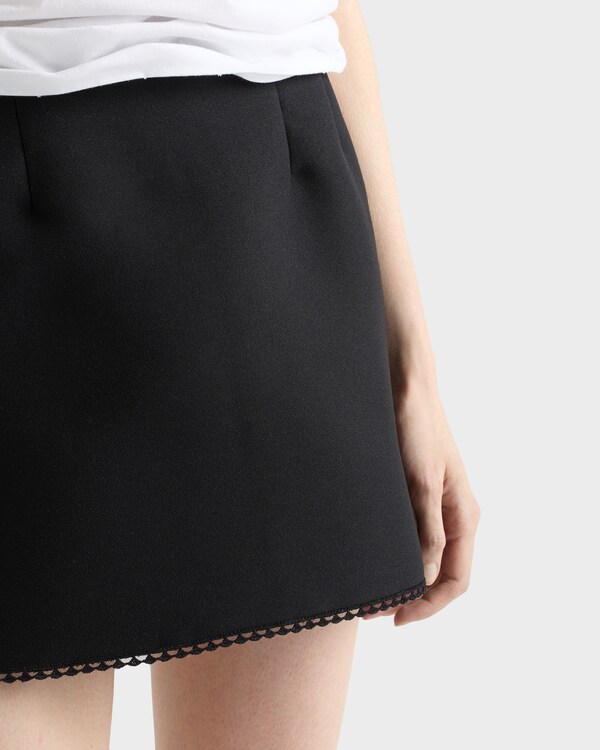 Jupe courte en maille scuba Jupe courte en maille scuba