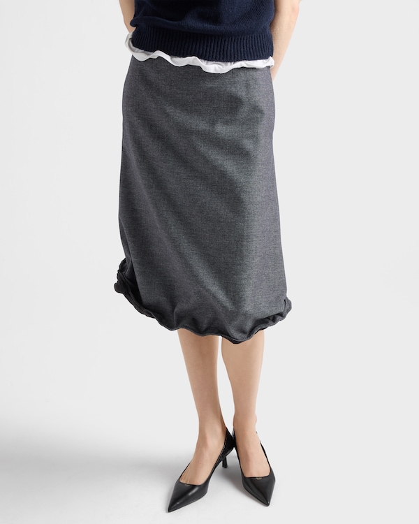 Saia em lã moldável Saia em lã moldável