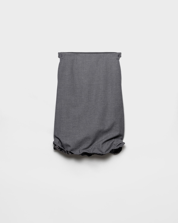 Saia em lã moldável Saia em lã moldável