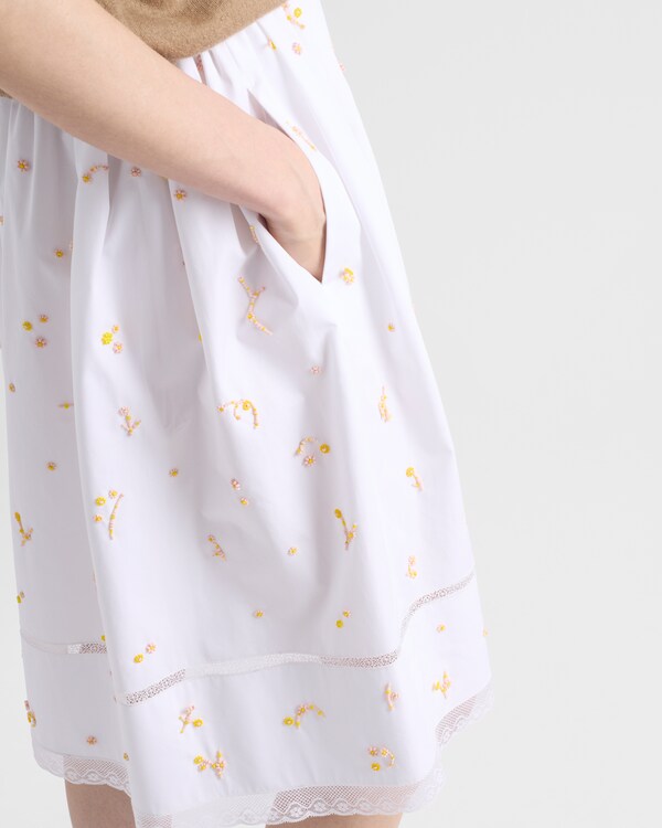 Embroidered poplin skirt - White Embroidered poplin skirt - White