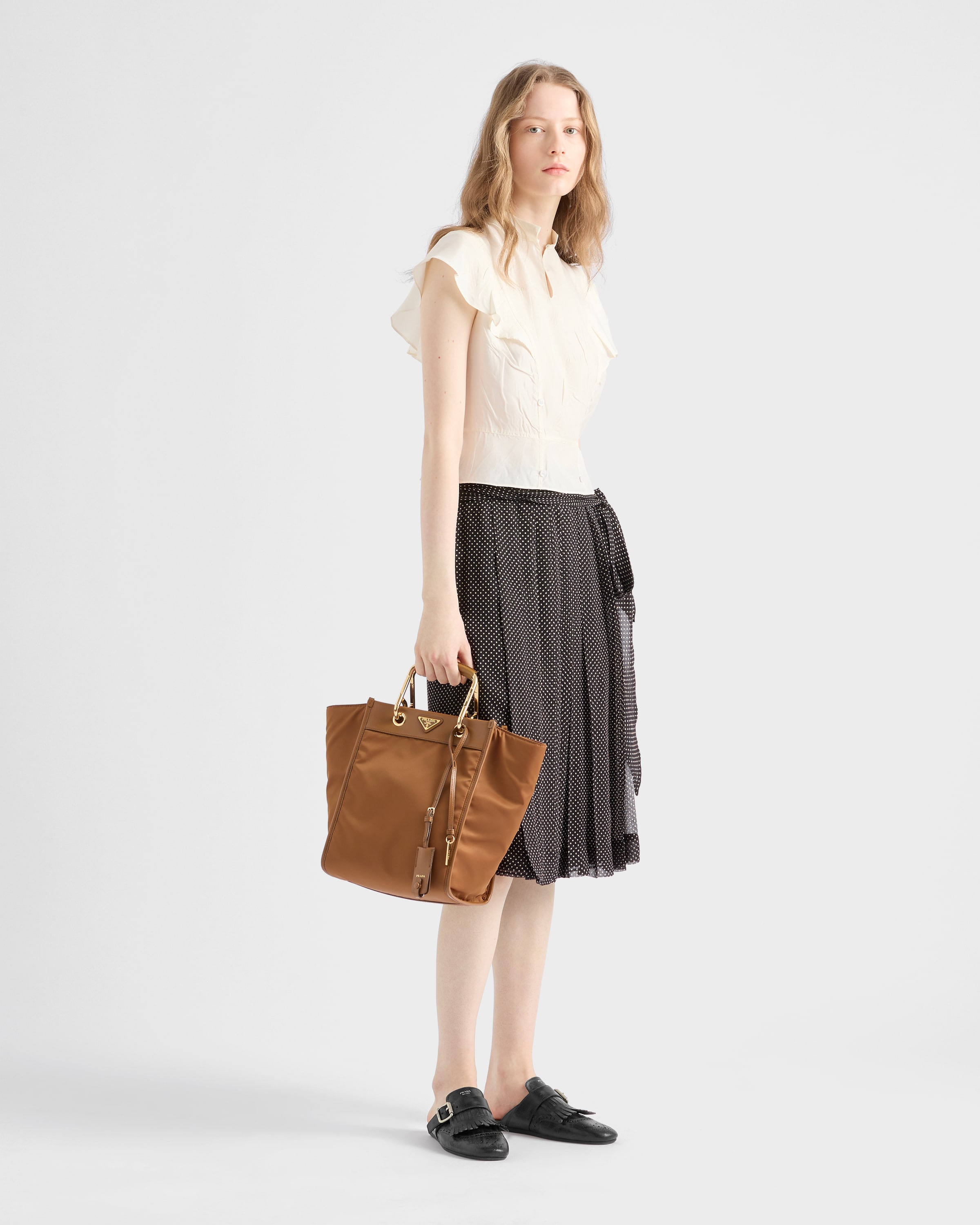 【日本入手困難】プラダ Printed chiffon wrap skirt スカート Black Printed Chiffon Wrap Skirt | PRADA