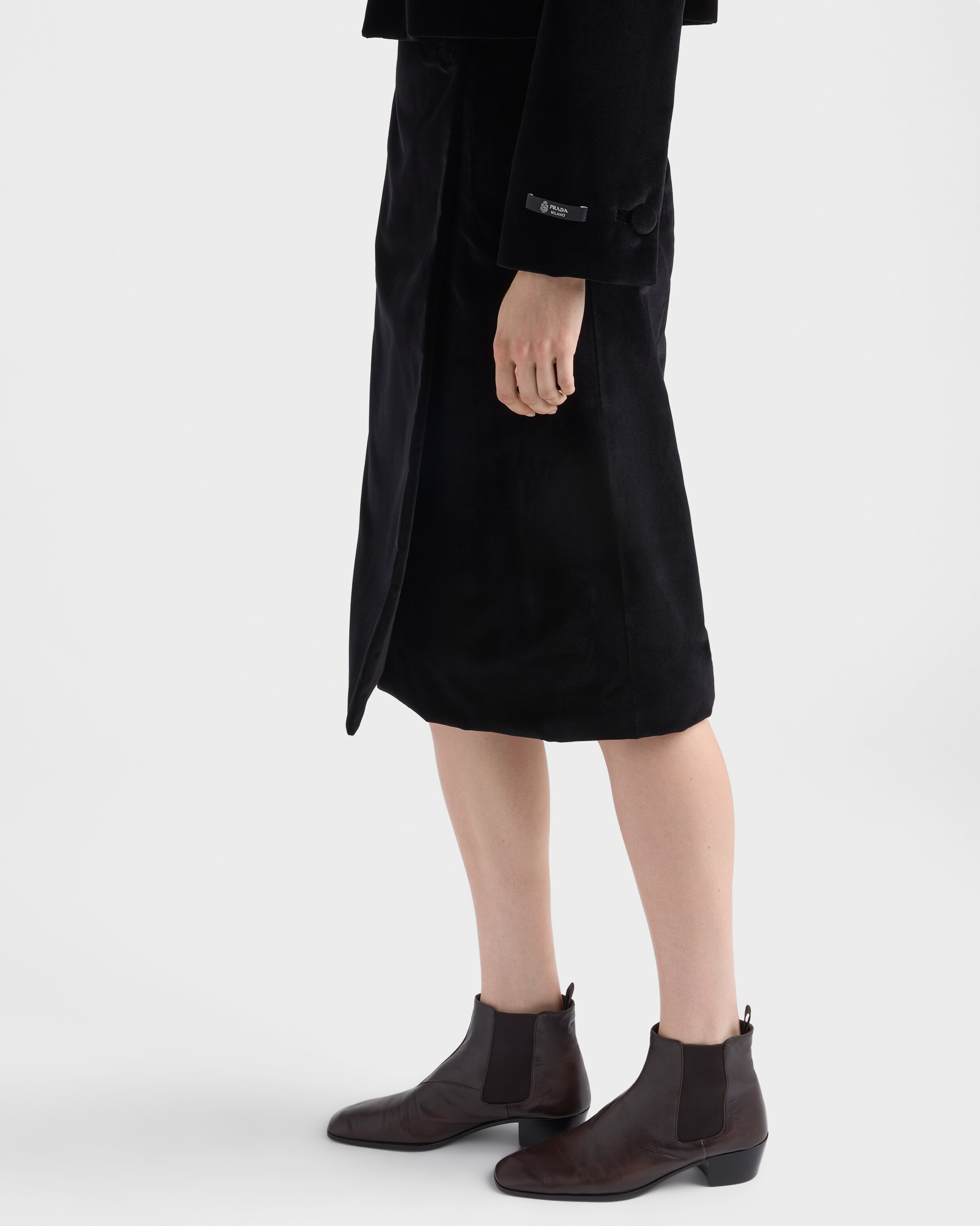 【美品】 プラダ　プリーツ キッドモヘア ミディスカート　ペチコート付き ブラック ベルベット ミディスカート | PRADA